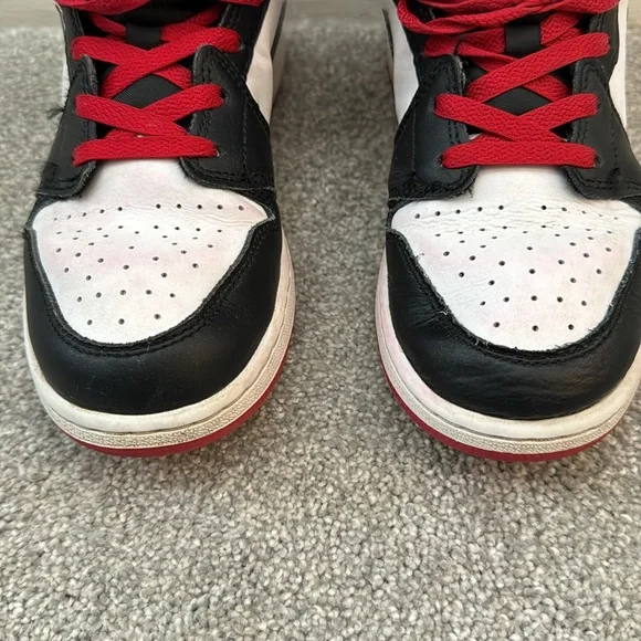 Air Jordans size- Youth 6 - Picture 9 of 9